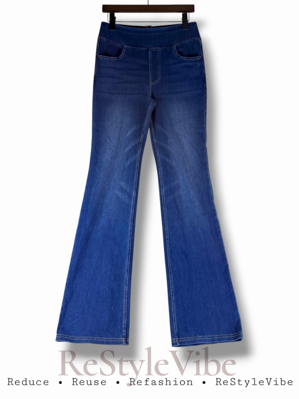 HALARA Women’s Size M TALL Denim Jeans Bootcut Style High Rise Pull On Stretch